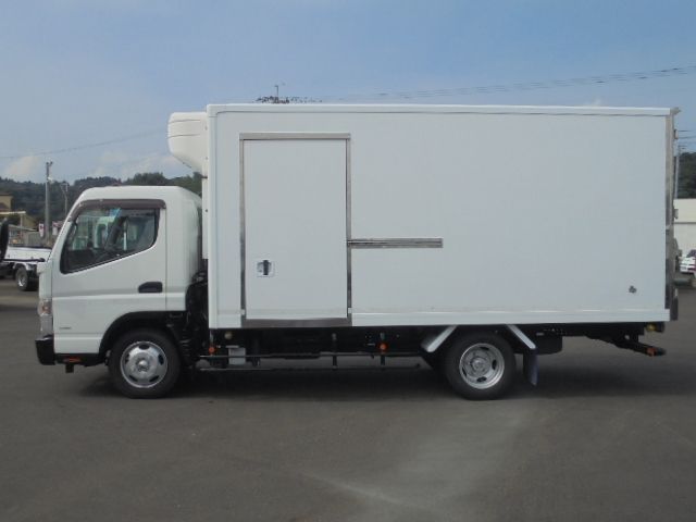 MITSUBISHI CANTER 2019 Image 31