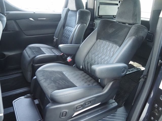 TOYOTA ALPHARD HYBRID 4WD 2016 Image 31