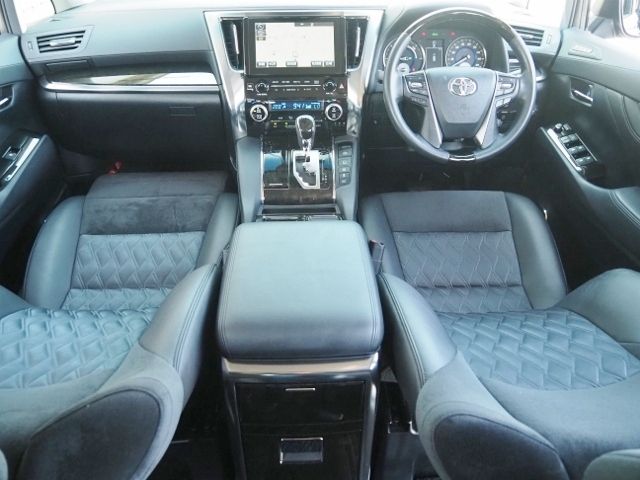 TOYOTA ALPHARD HYBRID 4WD 2016 Image 31