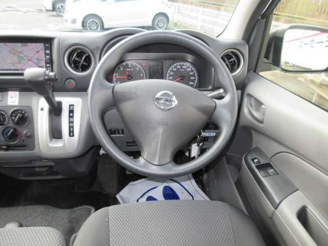 NISSAN NV350 CARAVAN 4WD 2020 Image 31