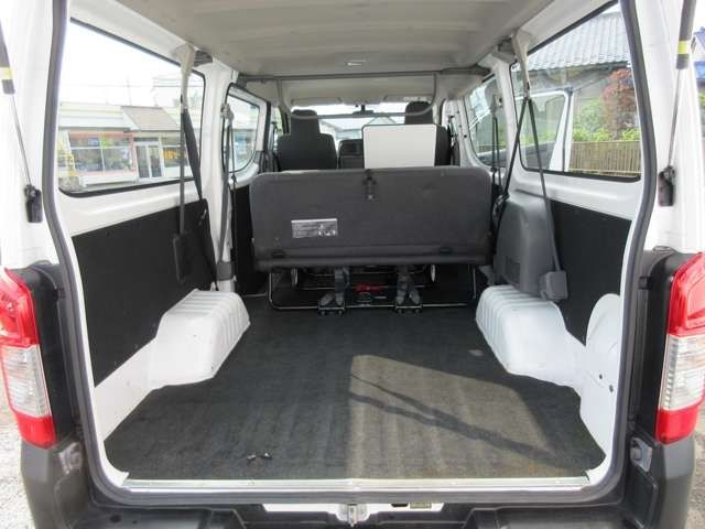 NISSAN NV350 CARAVAN 4WD 2020 Image 31