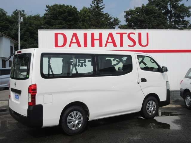 NISSAN NV350 CARAVAN 4WD 2020 Image 31