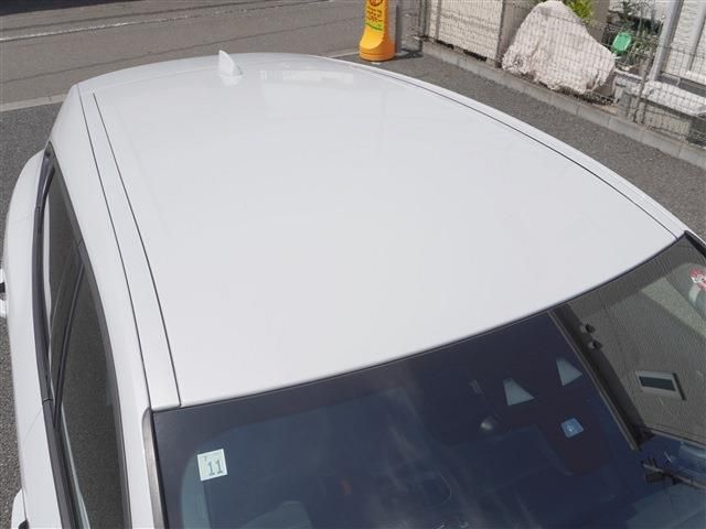 JAGUAR E-PACE 2018 Image 31