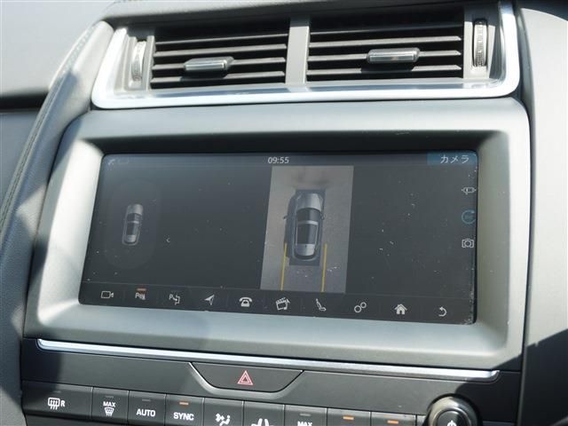 JAGUAR E-PACE 2018 Image 31