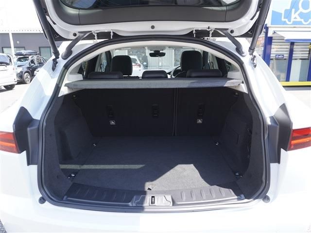 JAGUAR E-PACE 2018 Image 31