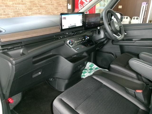 NISSAN SERENA  WG 4WD 2024 Image 31