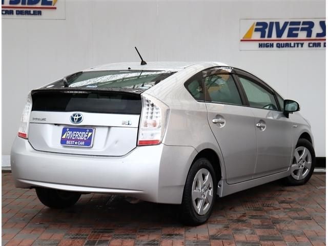 TOYOTA PRIUS 2011 Image 31