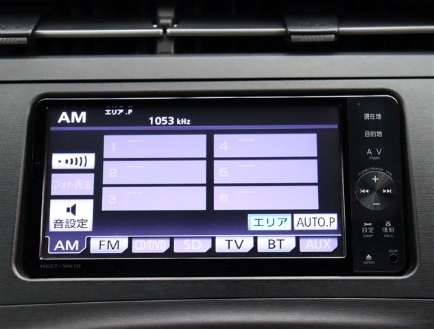 TOYOTA PRIUS 2011 Image 31