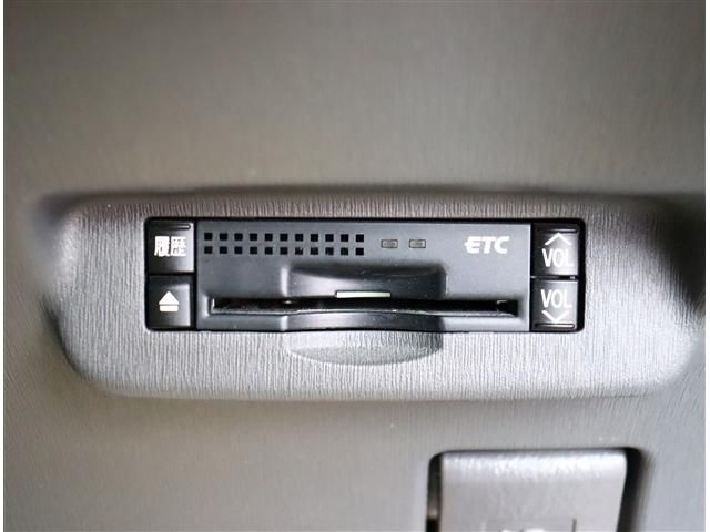 TOYOTA PRIUS 2011 Image 31