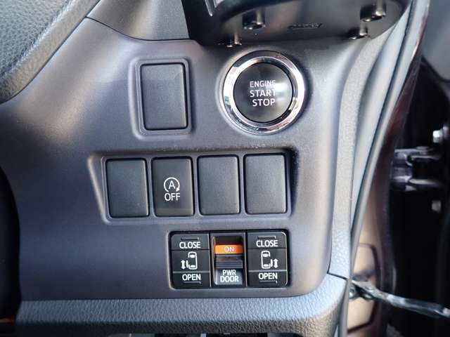 TOYOTA VOXY 2014 Image 31