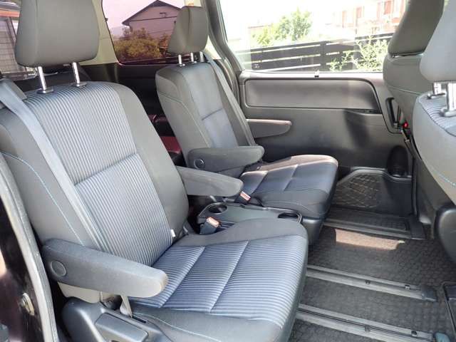 TOYOTA VOXY 2014 Image 31