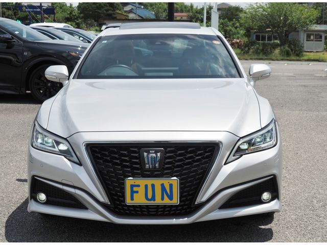 TOYOTA CROWN SEDAN HYBRID 2021 Image 31