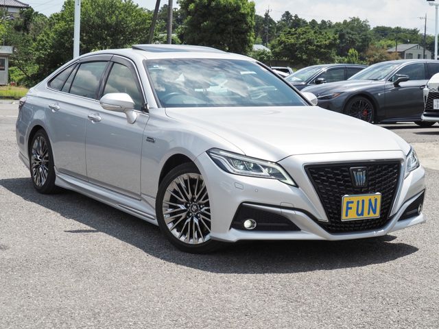 TOYOTA CROWN SEDAN HYBRID 2021 Image 31