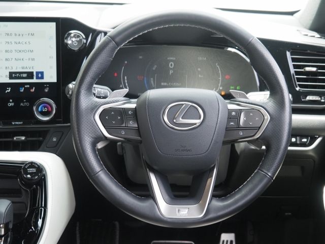 TOYOTA LEXUS NX350H AWD 2023 Image 31