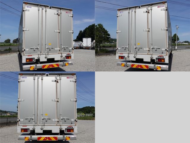 MITSUBISHI FUSOU FIGHTER 2017 Image 31