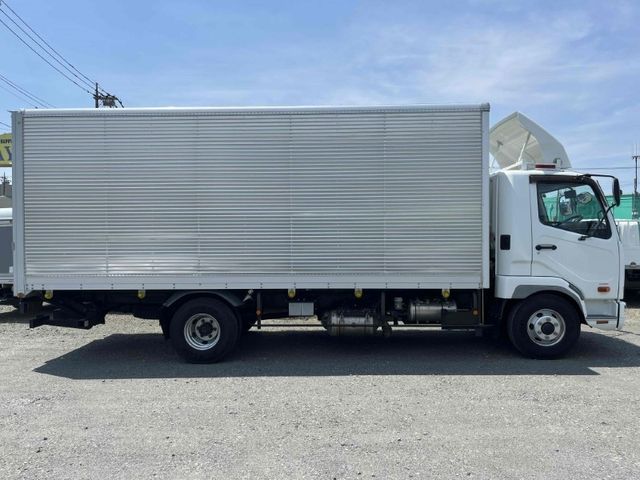 MITSUBISHI FUSOU FIGHTER 2018 Image 31