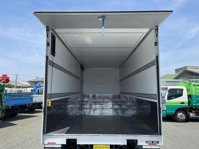 MITSUBISHI FUSOU FIGHTER 2018 Image 31