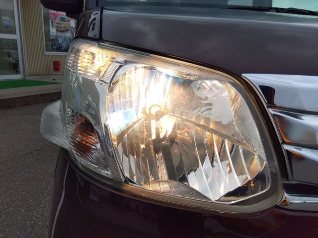 DAIHATSU TANTO 2015 Image 31