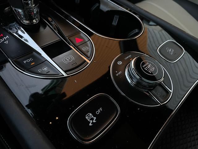 BENTLEY BENTAYGA 2018 Image 31