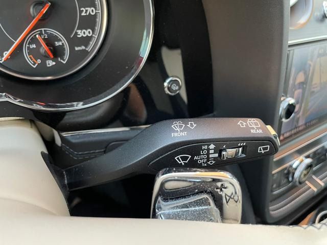BENTLEY BENTAYGA 2018 Image 31