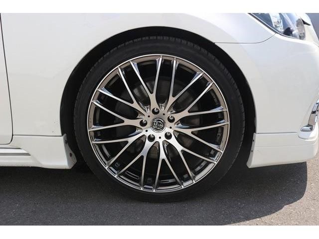 TOYOTA CROWN MAJESTA HYBRID 2014 Image 31