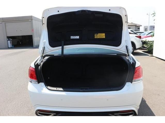 TOYOTA CROWN MAJESTA HYBRID 2014 Image 31