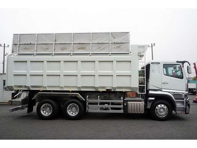 MITSUBISHI FUSOU SUPER GREAT 2025 Image 31