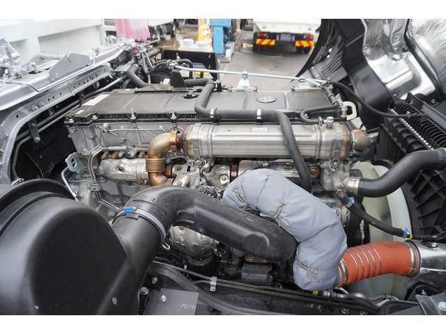 MITSUBISHI FUSOU SUPER GREAT 2025 Image 31