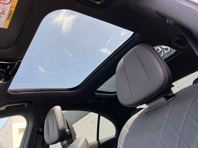 MERCEDES BENZ E SEDA 2025 Image 31