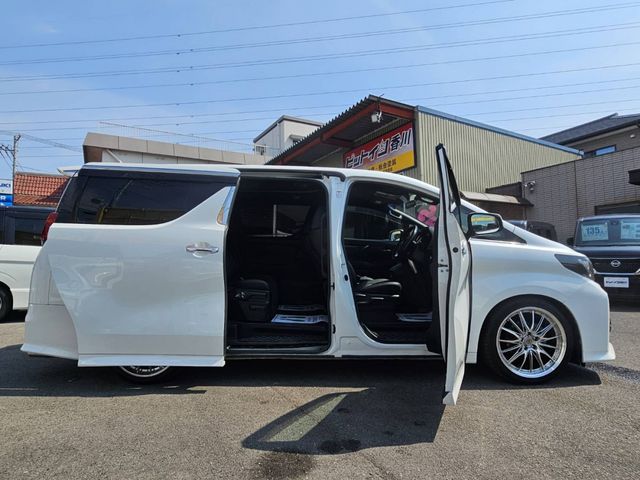 TOYOTA ALPHARD 2017 Image 31