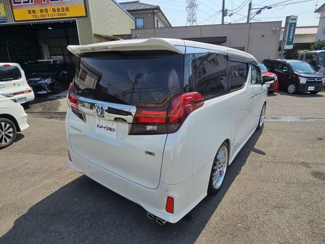 TOYOTA ALPHARD 2017 Image 31
