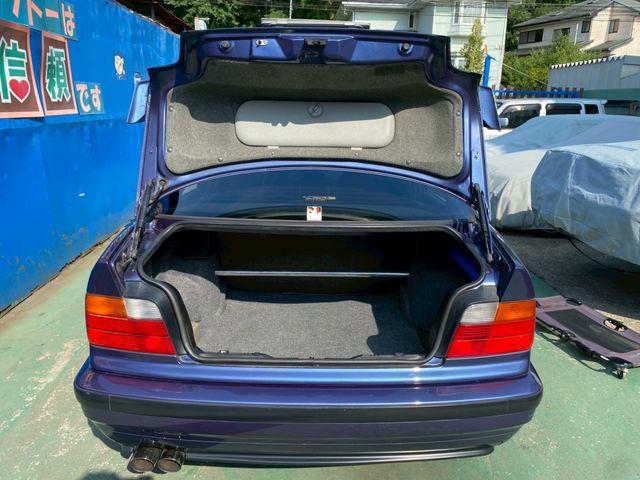 ALPINA B6 1992 Image 31