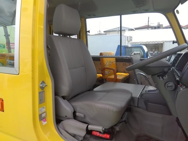 TOYOTA COASTER 2014 Image 31