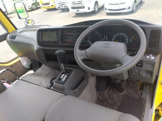 TOYOTA COASTER 2014 Image 31