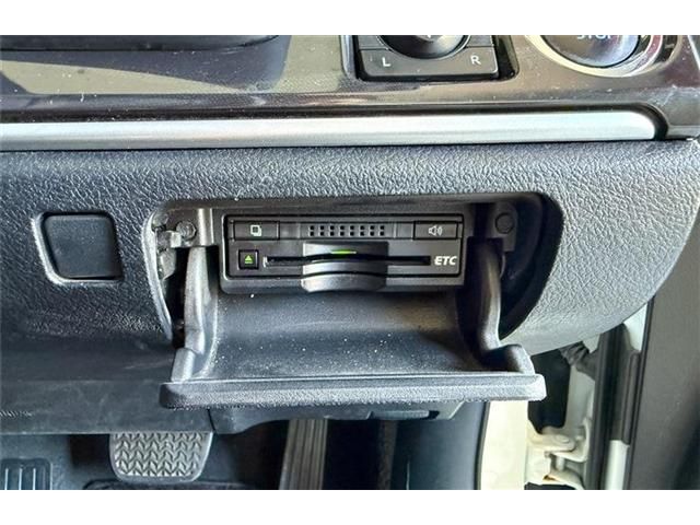 TOYOTA CROWN SEDAN 4WD 2015 Image 31