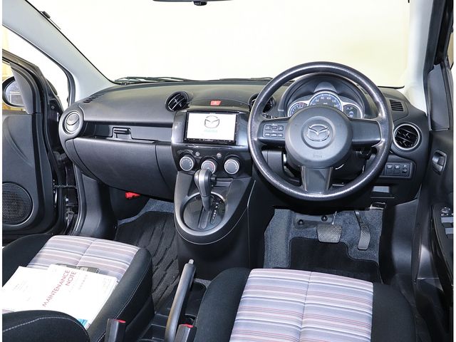 MAZDA DEMIO 2013 Image 31