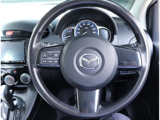 MAZDA DEMIO 2013 Image 31