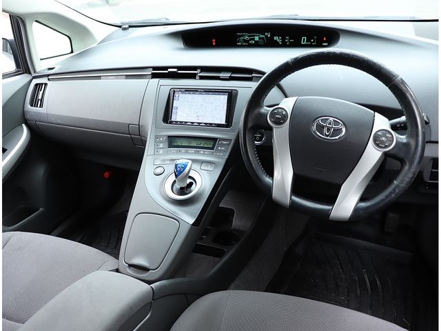 TOYOTA PRIUS 2010 Image 31