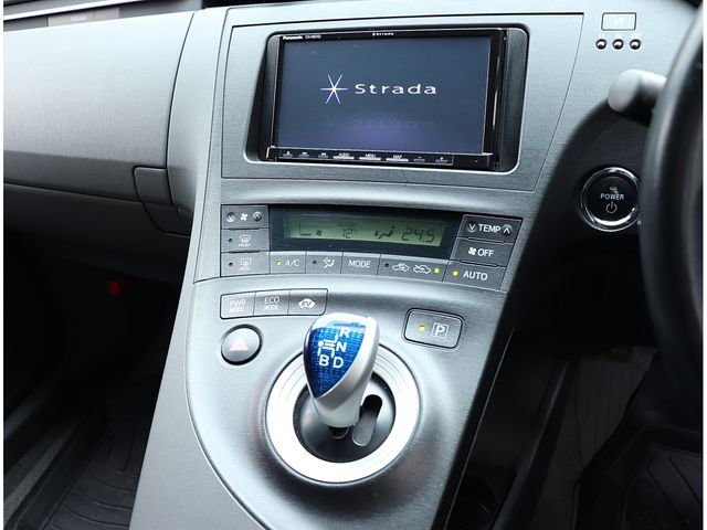 TOYOTA PRIUS 2010 Image 31