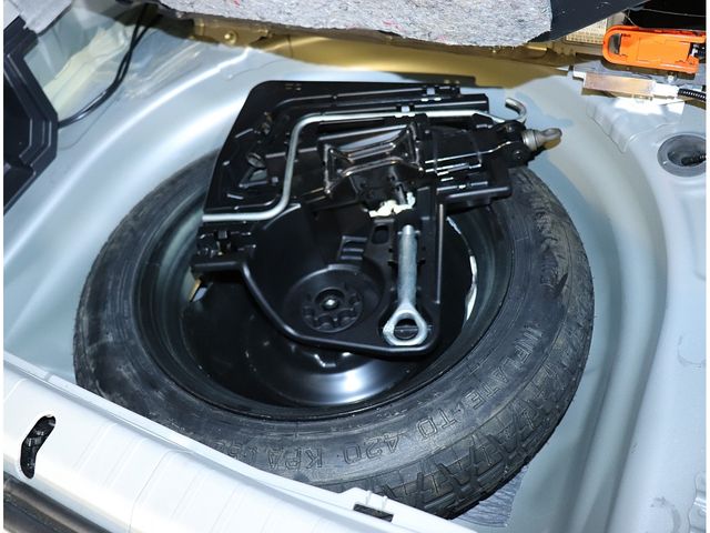 TOYOTA PRIUS 2010 Image 31