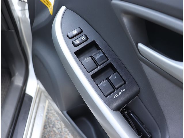 TOYOTA PRIUS 2010 Image 31