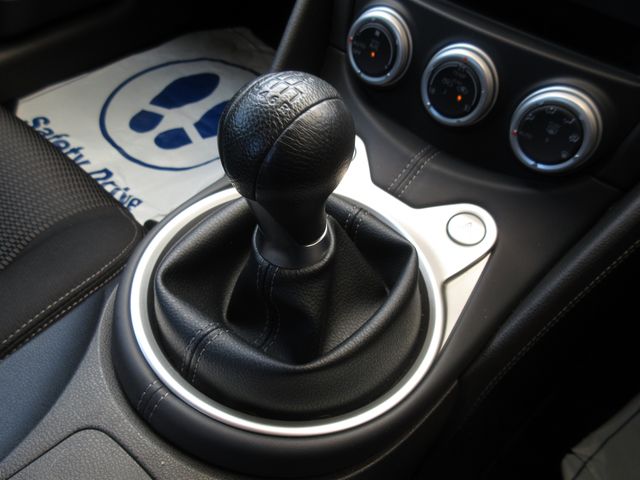 NISSAN FAIRLADY Z 2014 Image 31