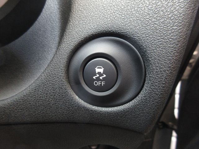 NISSAN FAIRLADY Z 2014 Image 31