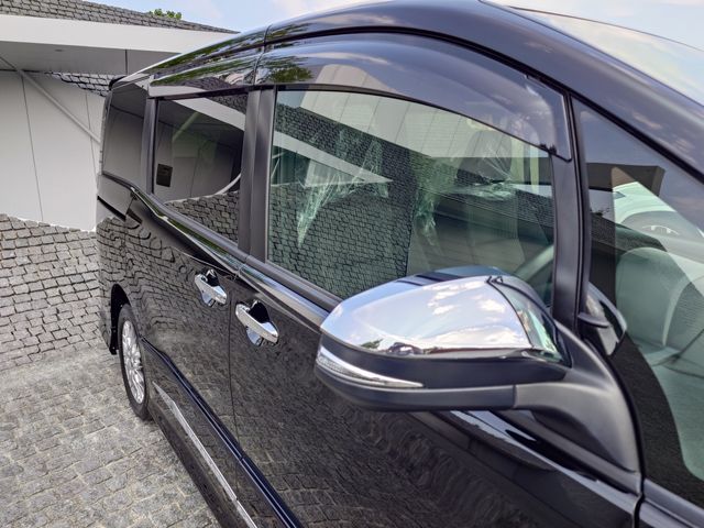 TOYOTA VOXY HYBRID 2020 Image 31