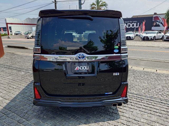 TOYOTA VOXY HYBRID 2020 Image 31