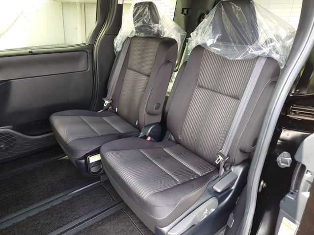 TOYOTA VOXY HYBRID 2020 Image 31