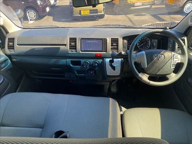 TOYOTA HIACE VAN 4WD 2024 Image 31