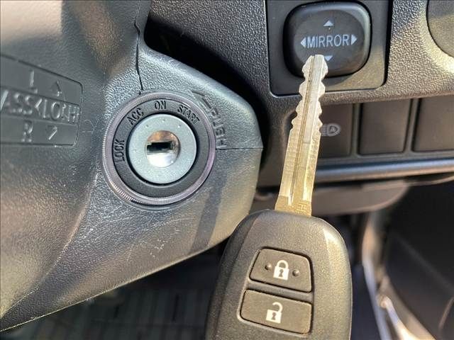 TOYOTA HIACE VAN 4WD 2024 Image 31