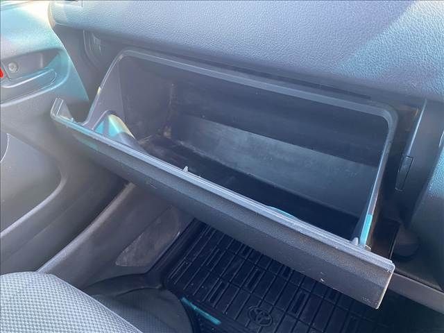 TOYOTA HIACE VAN 4WD 2024 Image 31