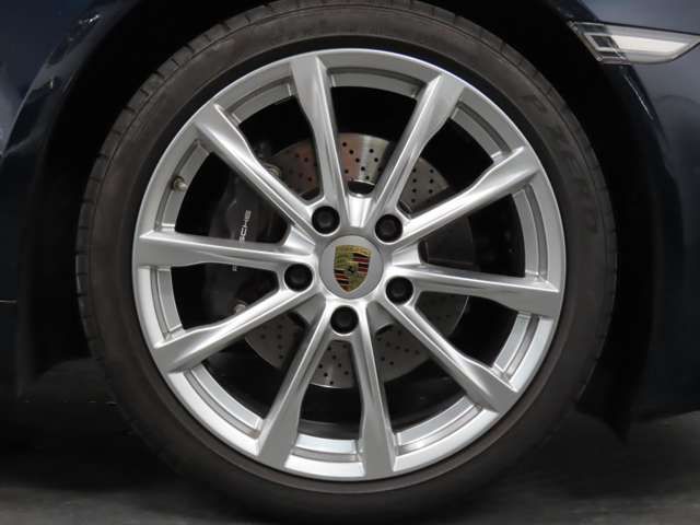 PORSCHE 718BOXSTER 2019 Image 31